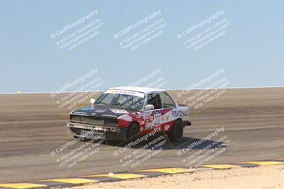 media/Oct-15-2023-Lucky Dog Racing Chuckwalla (Sun) [[f659570f60]]/2nd Stint Bowl/
